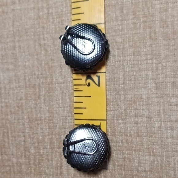 Liz Claiborne Black Beaded Medallion Clip On Earrings - Picture 5 of 6